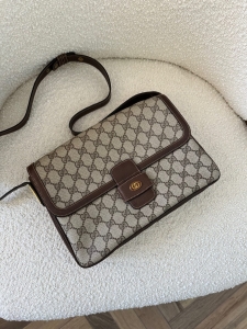 Torebka Gucci GG Supreme Crossbody Bag - sprzedana