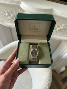 Zegarek Gucci 9000M Black Silver Gold 33 mm - sprzedany 