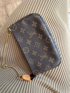Torebka Louis Vuitton Monogram Mini Pochette - sprzedana