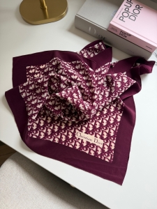 Jedwabna apaszka vintage Christian Dior Trotter - sprzedana