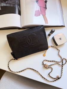 Torebka/saszetka Chanel Black Caviar Skin - sprzedana