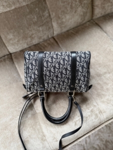 Torebka kuferek Christian Dior Oblique Boston Bag - sprzedana