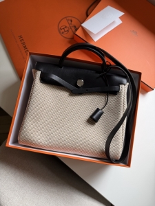 Torebka Hermès Herbag PM - dostępna