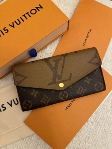 Portfel/torebka Louis Vuitton Sarah Monogram Canvas - sprzedana